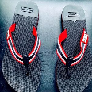 HUNTER black/white/red sandals